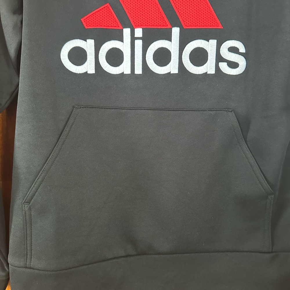 Adidas Black & Red Sweatshirt NWT - Picture 5 of 6